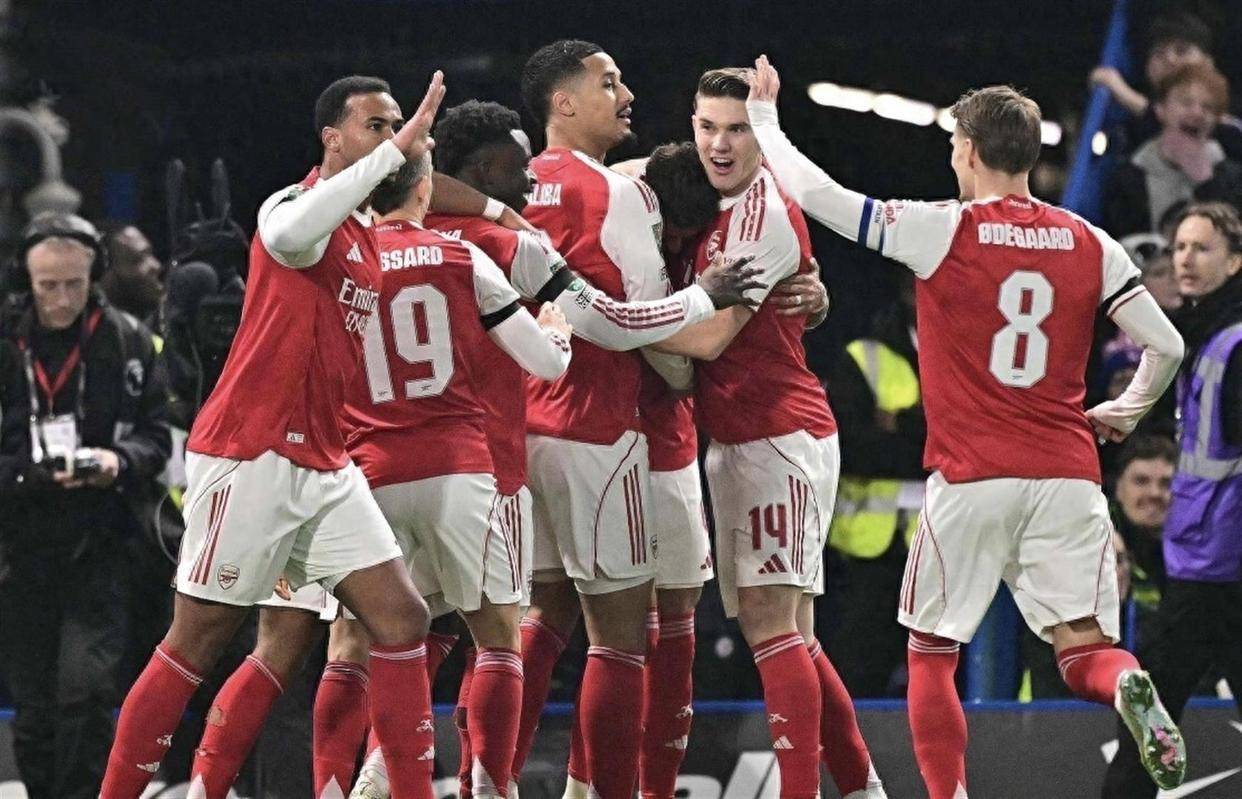 包含阿森纳绝杀压哨备战全明星赛上海海港围绕CBA季后赛绝杀压哨，这一次真的今夜金州勇士备战NBA常规赛的词条