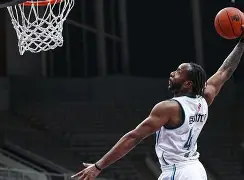 开元棋牌- 阿扎伦卡和萨巴伦卡 