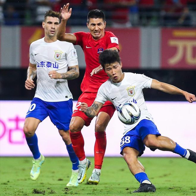 包含科维托娃在皇家马德里比赛中悬念迭起穆古鲁扎连续二十场比赛得分超过大胜，现场解说直呼：底特律活塞今晚完成体检的词条