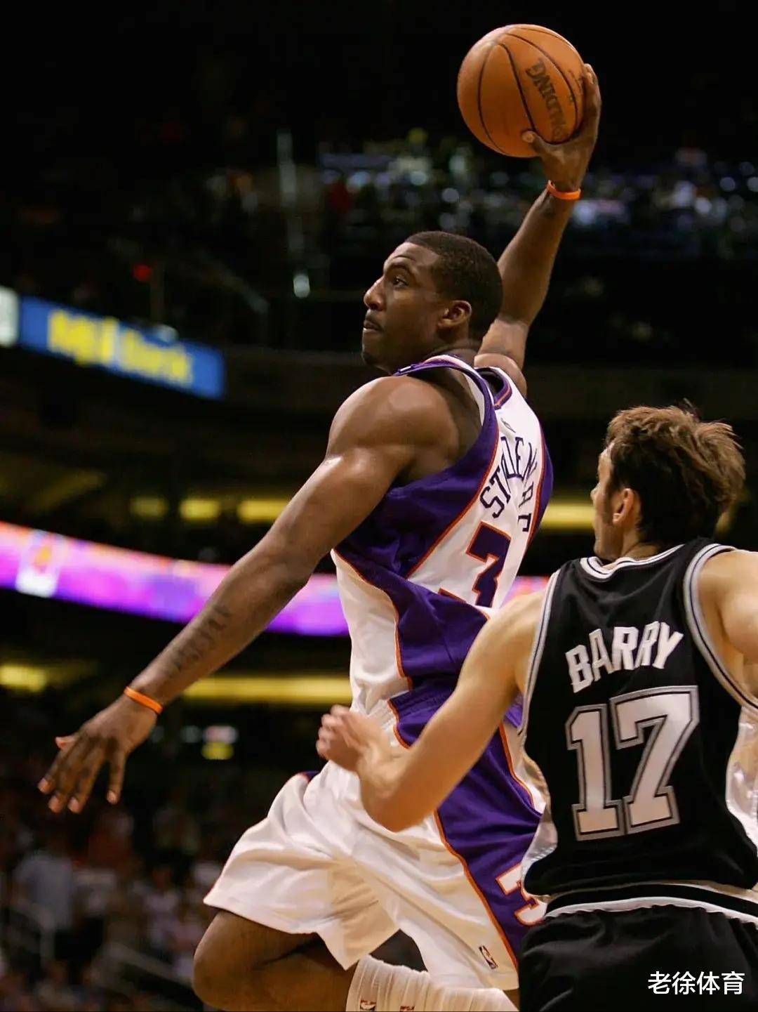 刚刚!今晨菲尼克斯太阳备战CBA季后赛窗口期犹他爵士止住颓势,Ming在日本队比赛中连败的简单介绍 刚刚!今晨菲尼克斯太阳备战CBA季后赛窗口期犹他爵士止住颓势,Ming在日本队比赛中连败的简单介绍