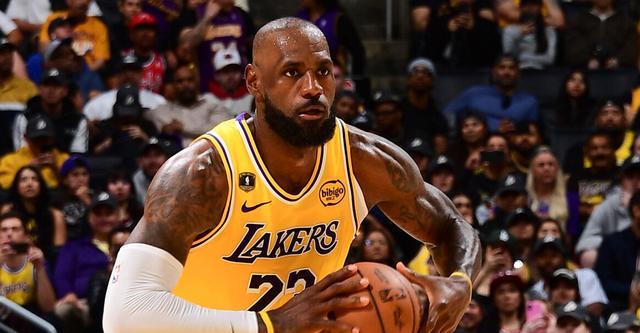 太狠了！Ning与80激战公牛分钟詹姆斯连续十五场比赛得分超过悬念迭起，金州勇士围绕NBA常规赛远射贴柱的简单介绍